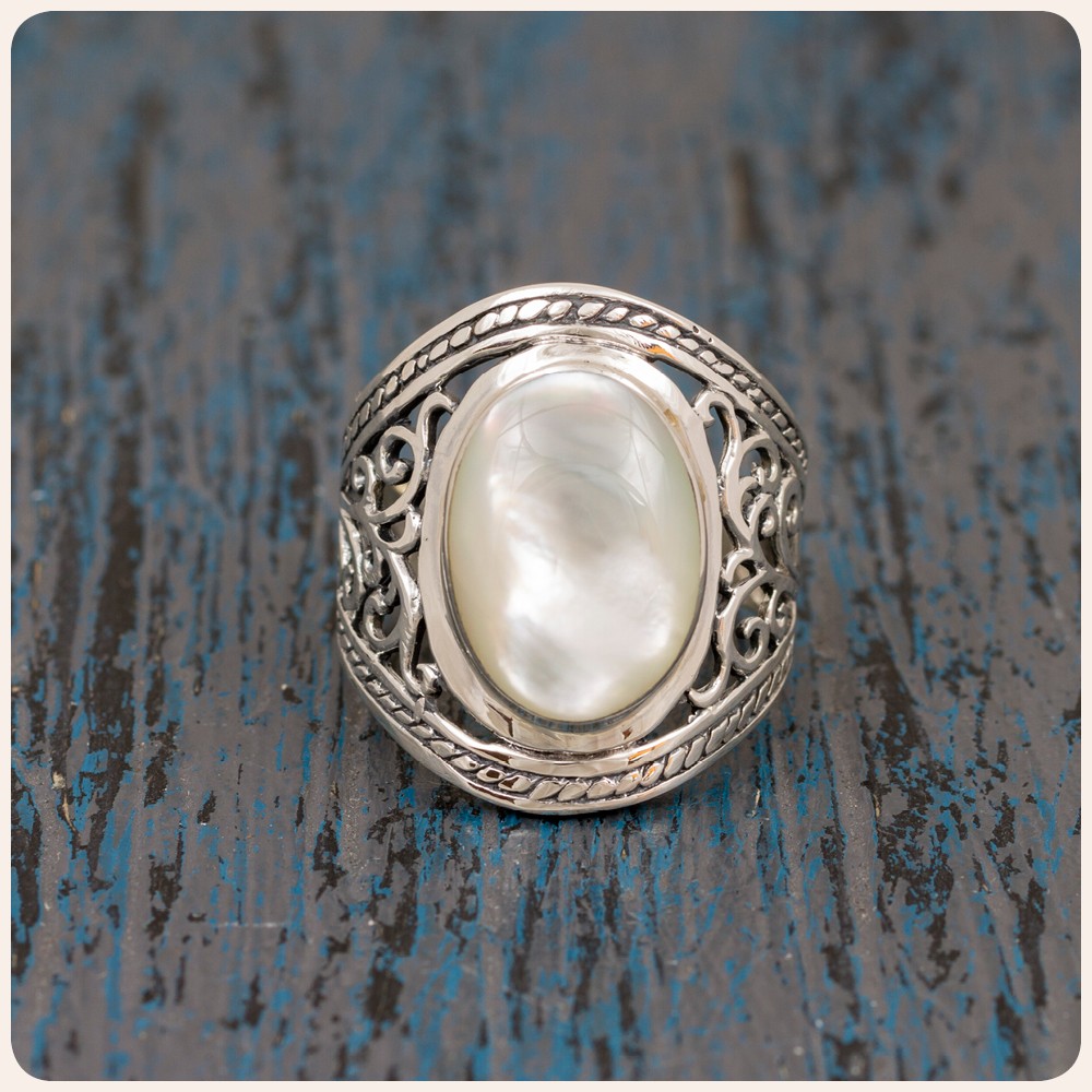 Mother of Pearl Silver Ring