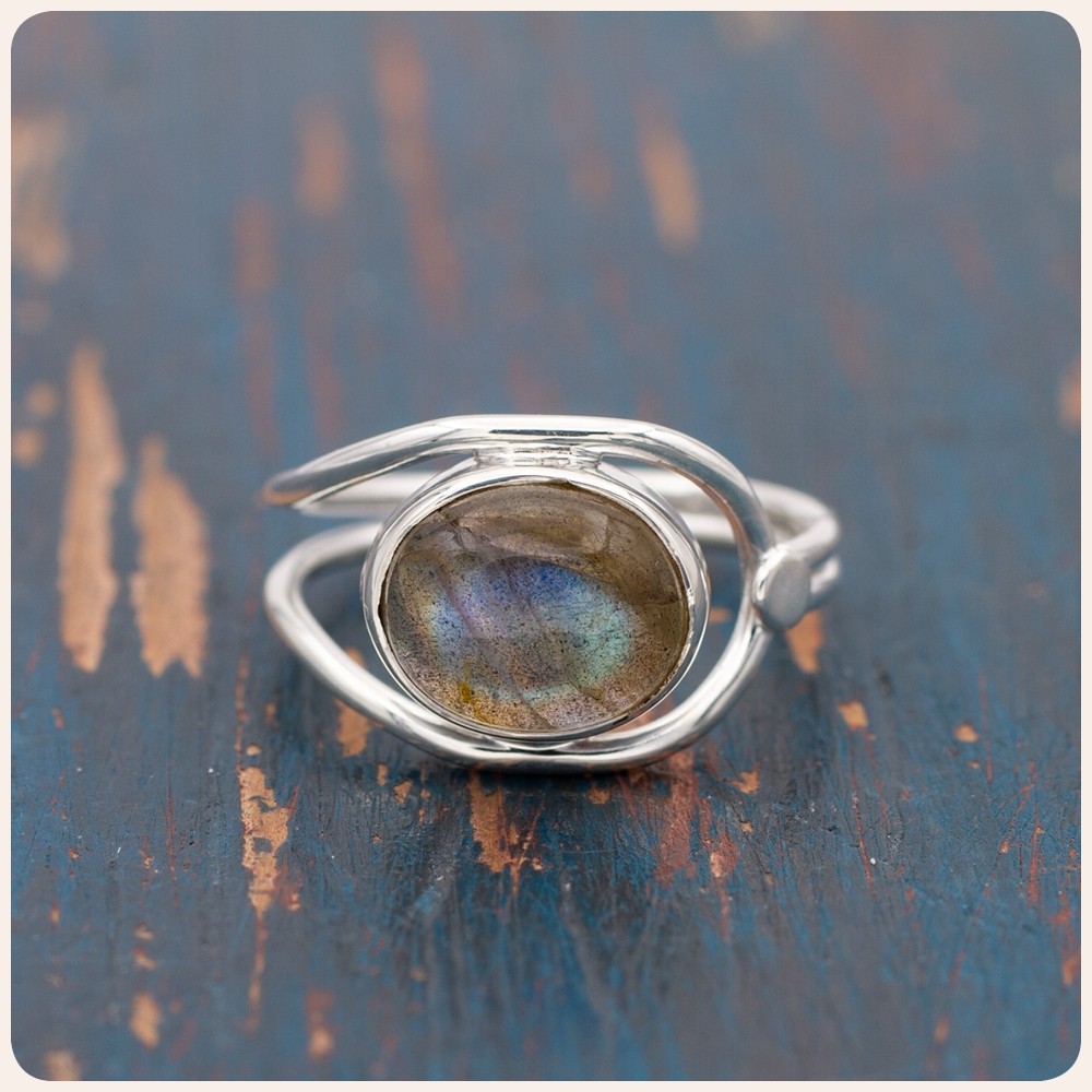 Labradorite Silver Ring