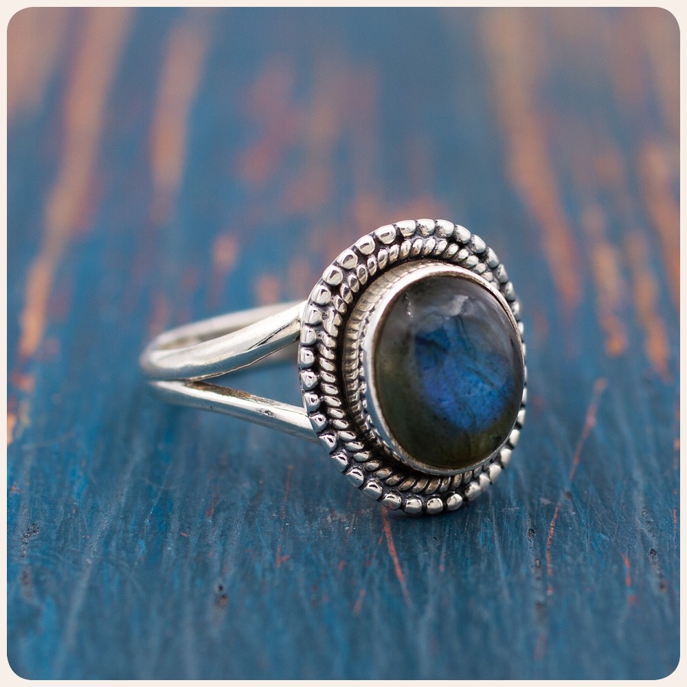 Labradorite Silver Ring