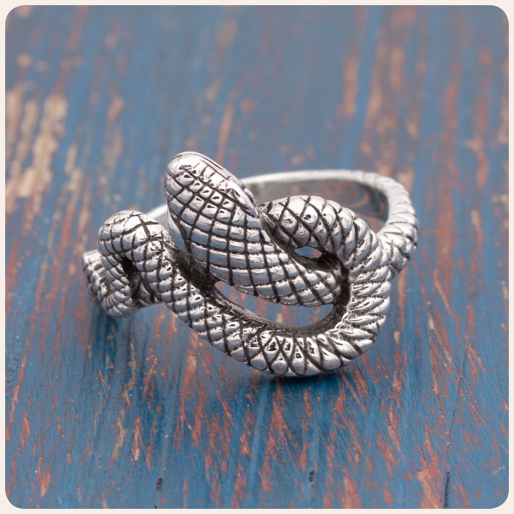Snake Knot Silver Ring