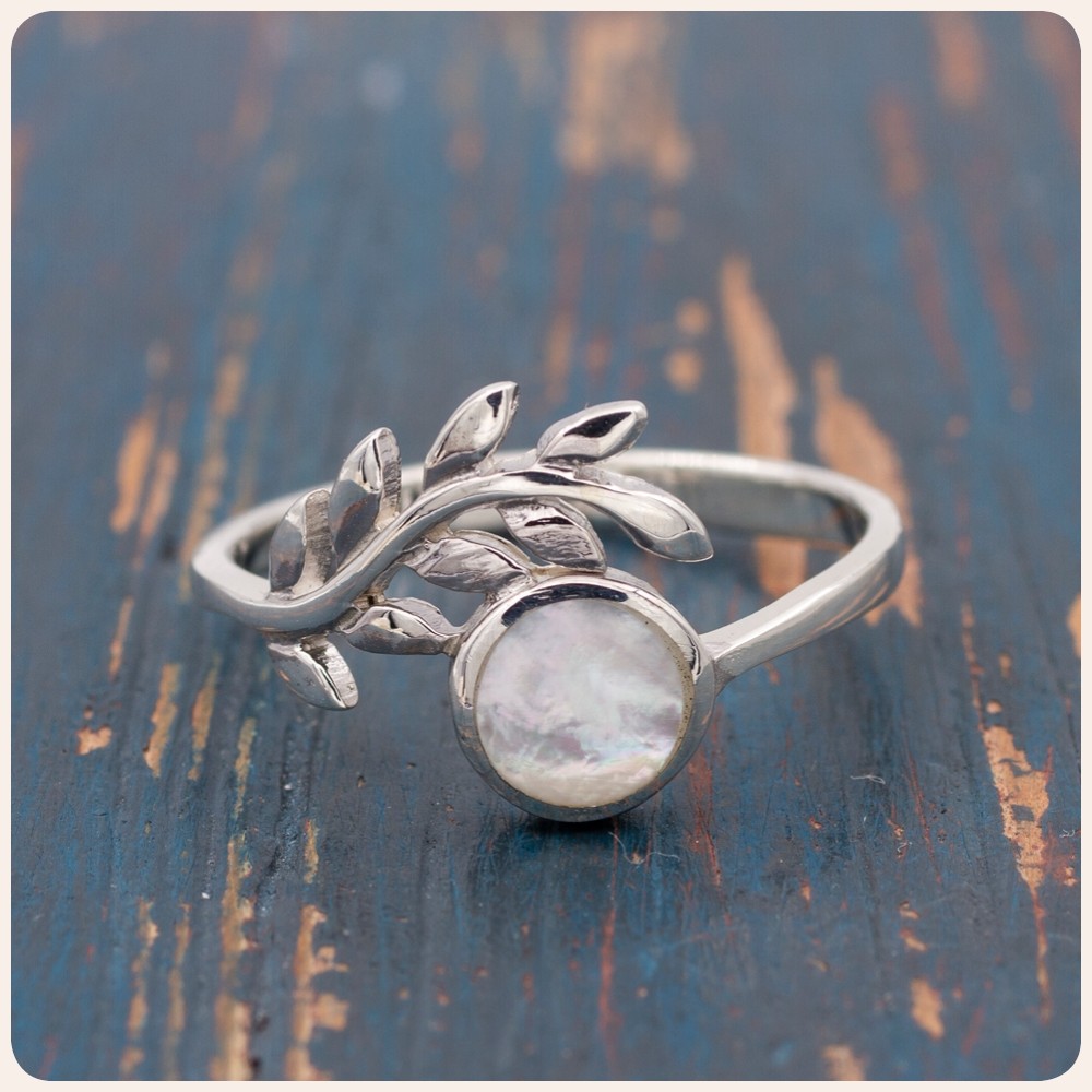 Mother of Pearl Silver Ring