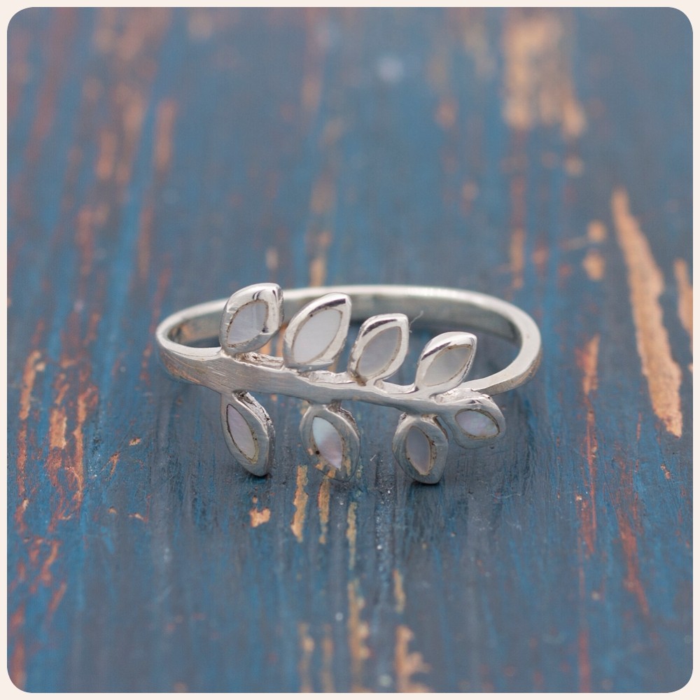 Mother of Pearl Silver Ring