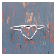  Silver Twisted Heart Outline Ring