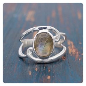 Labradorite Silver Ring