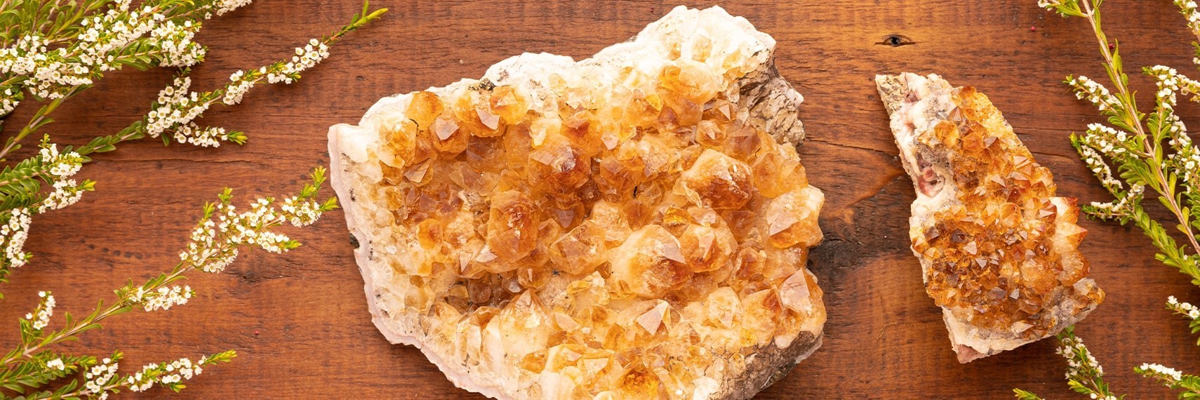 CITRINE – The warm power of the sun color and summer